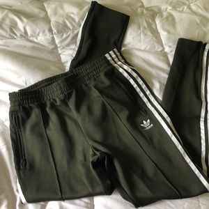 Army green Adidas soccer pants - like new